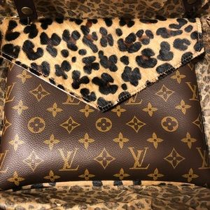 Leopard print crossbody